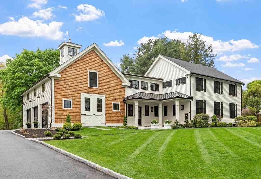 Homes For Sale - 653 Main St<br/> Concord, MA 01742
