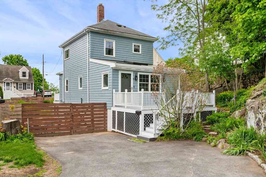 Homes For Sale - 8 Baker Ave<br/> Beverly, MA 01915