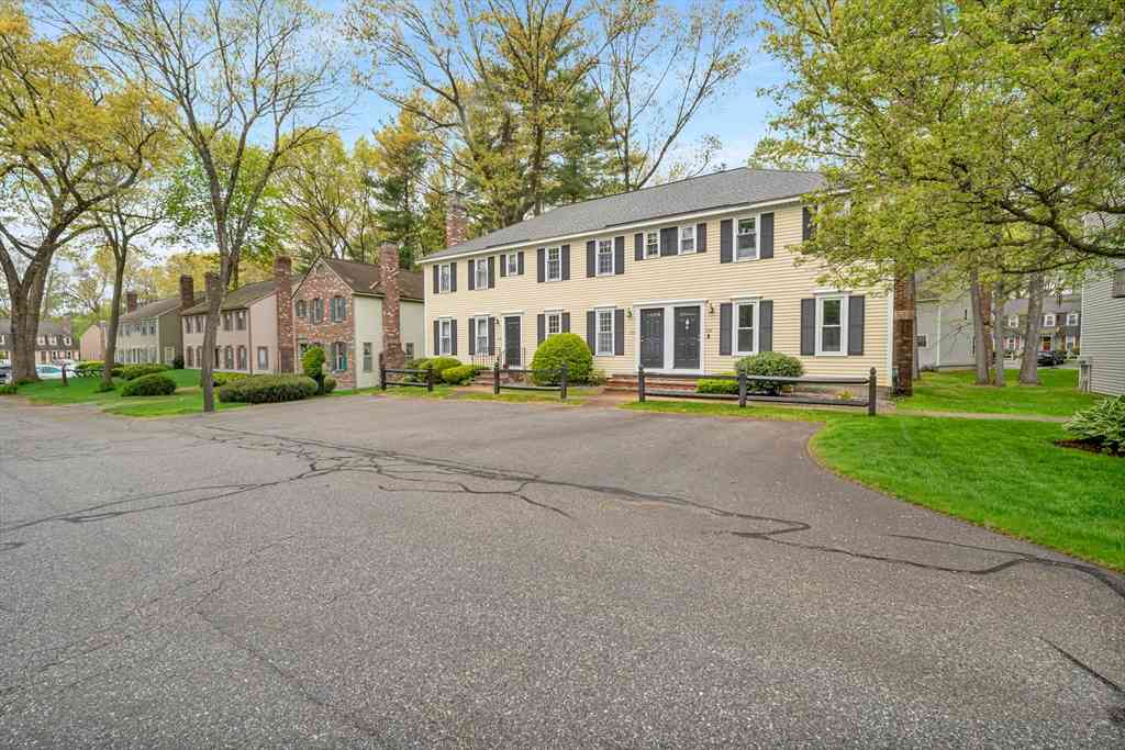 Condo For Sale - 855 Wellman Ave #855<br/> Chelmsford, MA 01863