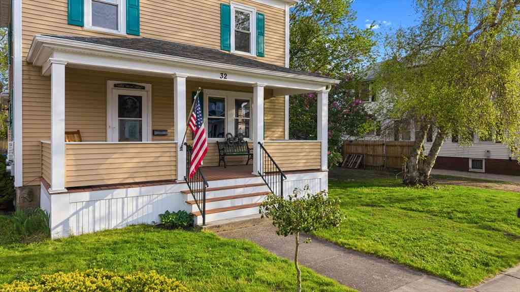 Homes For Sale - 32 Milton St<br/> New Bedford, MA 02740