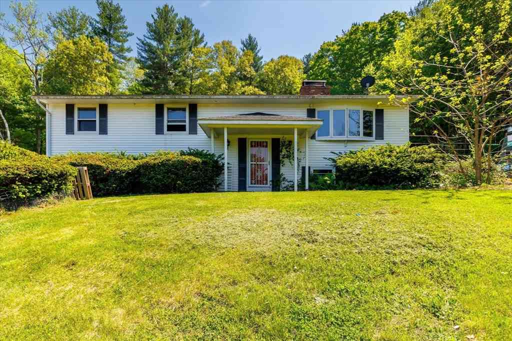 Homes For Sale - 69 Sandersdale  Rd<br/> Worcester County, Charlton, MA 01507