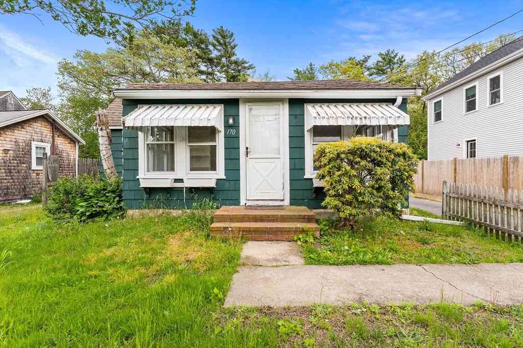 Homes For Sale - 170 Wareham Rd<br/> Marion, MA 02738