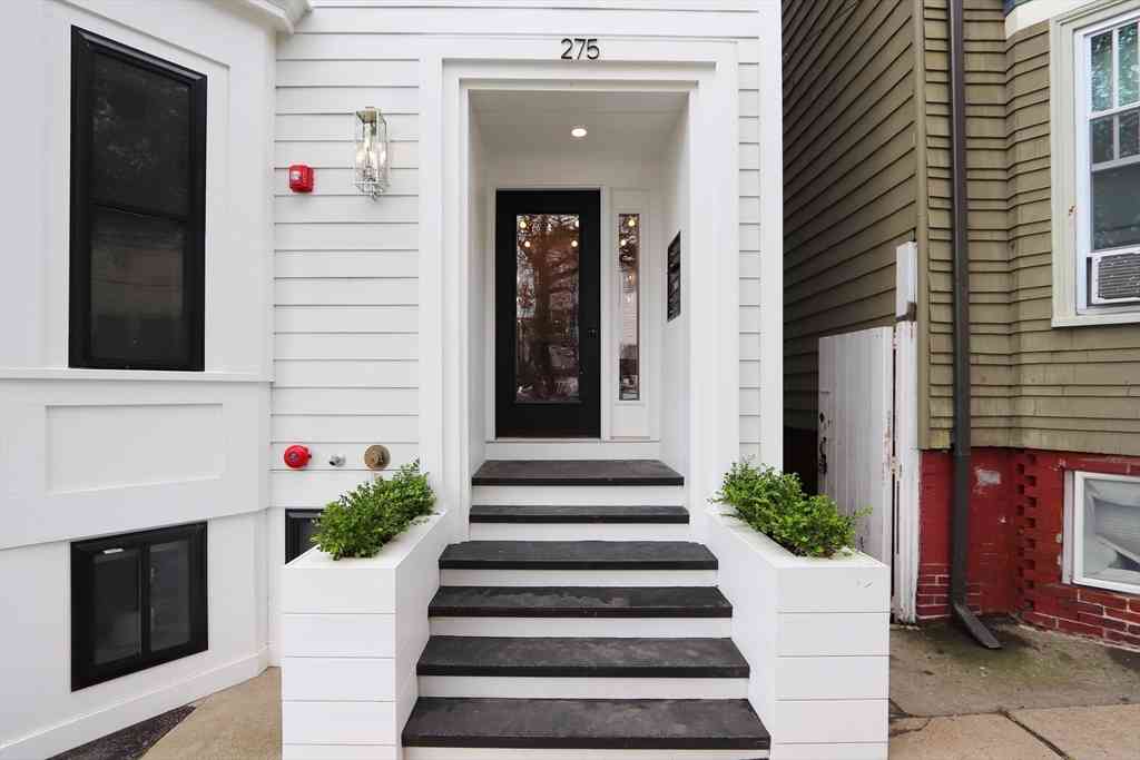 Homes For Rent - 275 Webster<br/> Boston, MA 02128