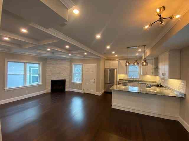 Apartment For Rent - 14 Trull Street #B<br/> Somerville, MA 02145