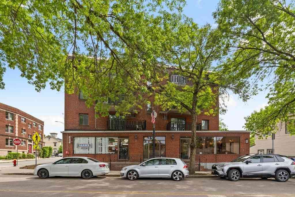 Condo For Sale - 26 W Wyoming Avenue #2D<br/> Melrose, MA 02176