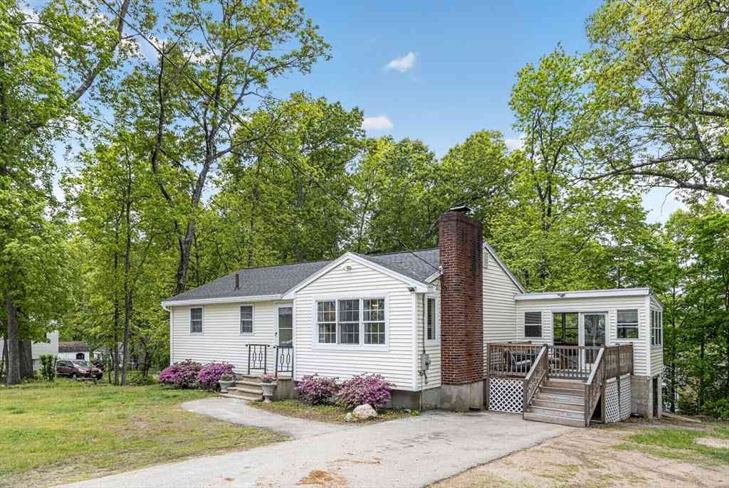 Homes For Sale - 45 Christy Ave<br/> Middlesex County, Dracut, MA 01826