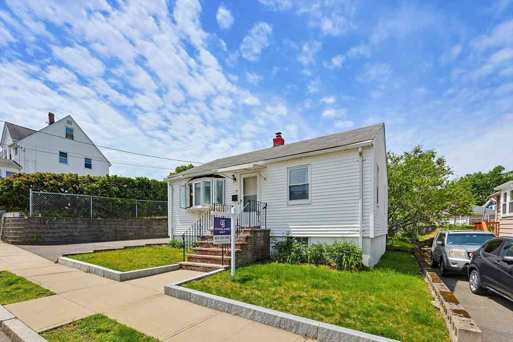 Homes For Sale - 15 Becket St<br/> Quincy, MA 02171