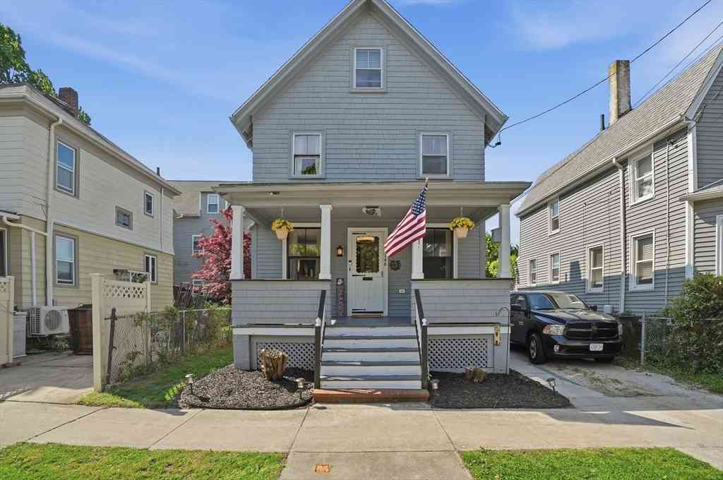 Homes For Sale - 146 Sycamore St<br/> New Bedford, MA 02740