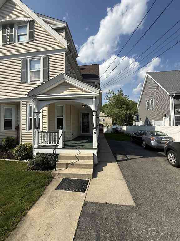 Homes For Rent - 9-11 Rockland #9<br/> Newton, MA 02458