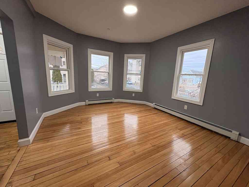 Apartment For Rent - 25 Central Sq #3<br/> Brockton, MA 02119
