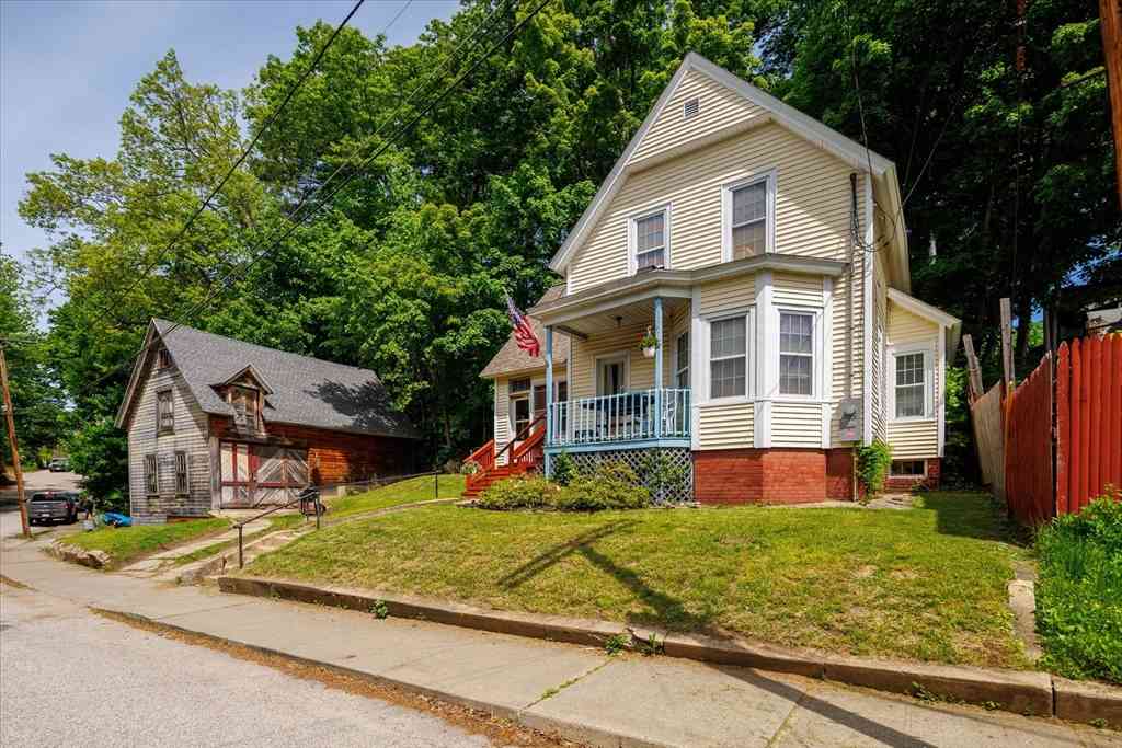 Homes For Sale - 10 Kelton St<br/> Franklin County, Orange, MA 01364