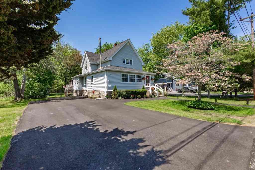 Homes For Sale - 230 Greenwood St<br/> Plymouth County, Rockland, MA 02370