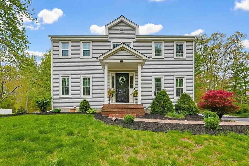 Homes For Rent - 35 Millbrook Dr #35<br/> Rockland, MA 02370