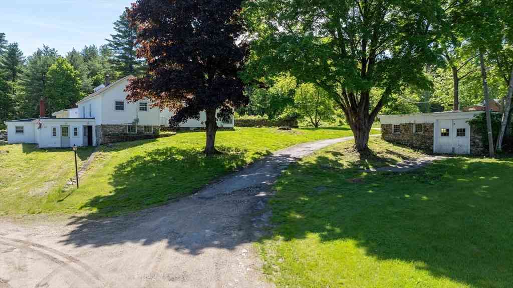 Homes For Sale - 440 N Woodstock Rd<br/> Worcester County, Southbridge, MA 01550