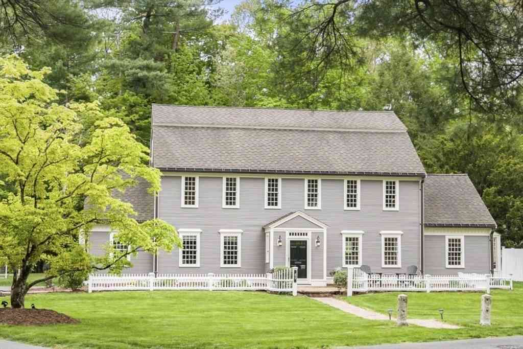 Homes For Sale - 41 Longmeadow Road<br/> Wellesley, MA 02482