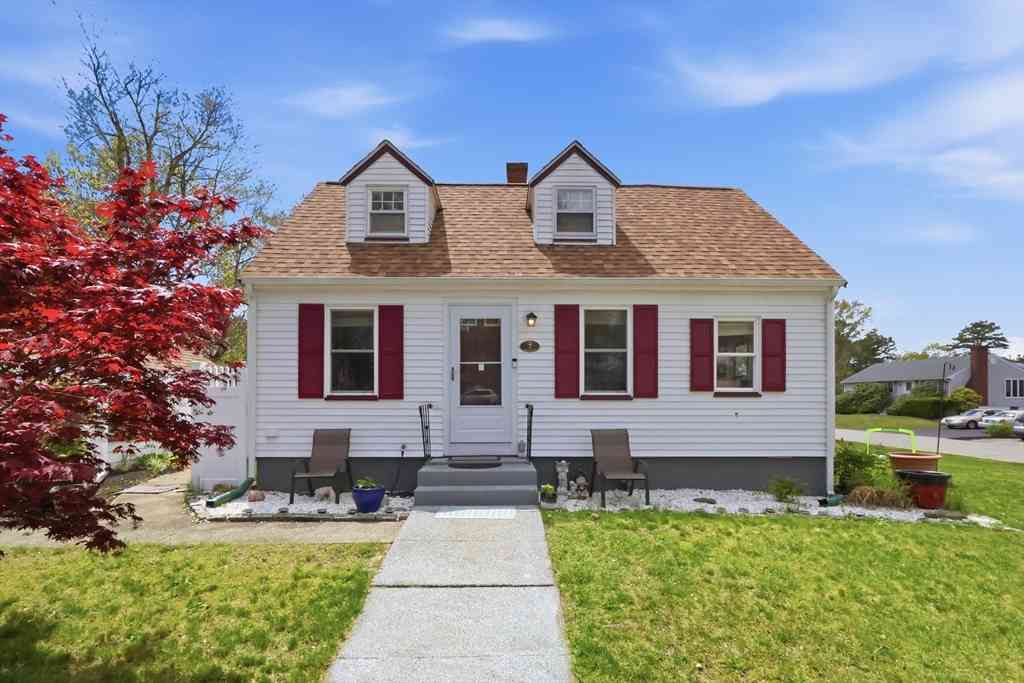 Homes For Sale - 7 Highland Bay Dr<br/> Wareham, MA 02571