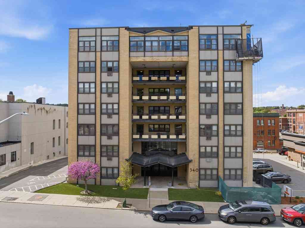 Condo For Sale - 340 Main St #606<br/> Melrose, MA 02176