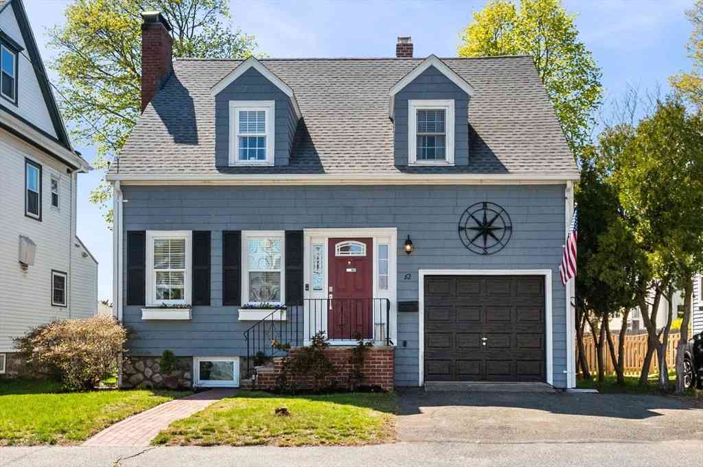 Homes For Sale - 62 Elm St<br/> Melrose, MA 02176