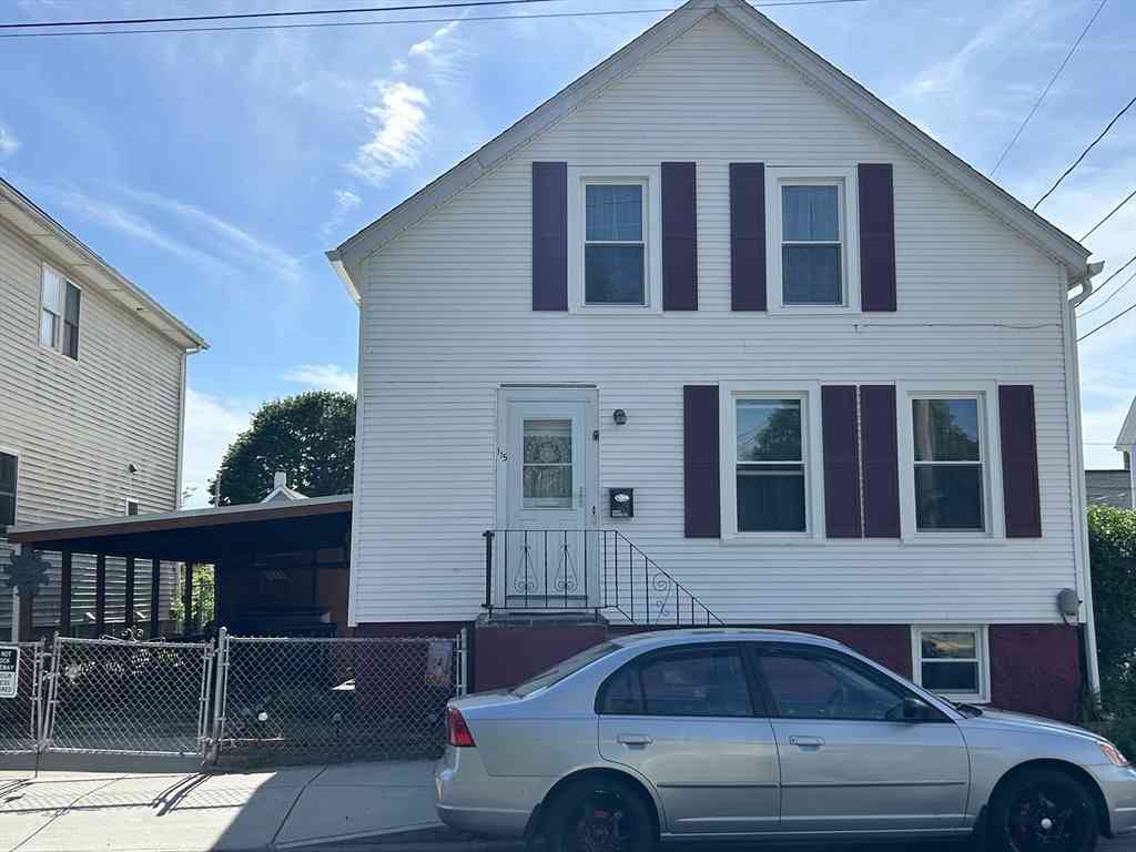 Homes For Sale - 115 Cedar St<br/> New Bedford, MA 02740