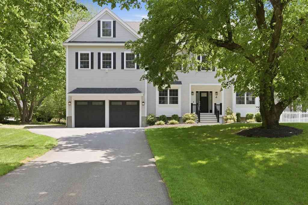 Homes For Sale - 4 Augustus Rd<br/> Lexington, MA 02421