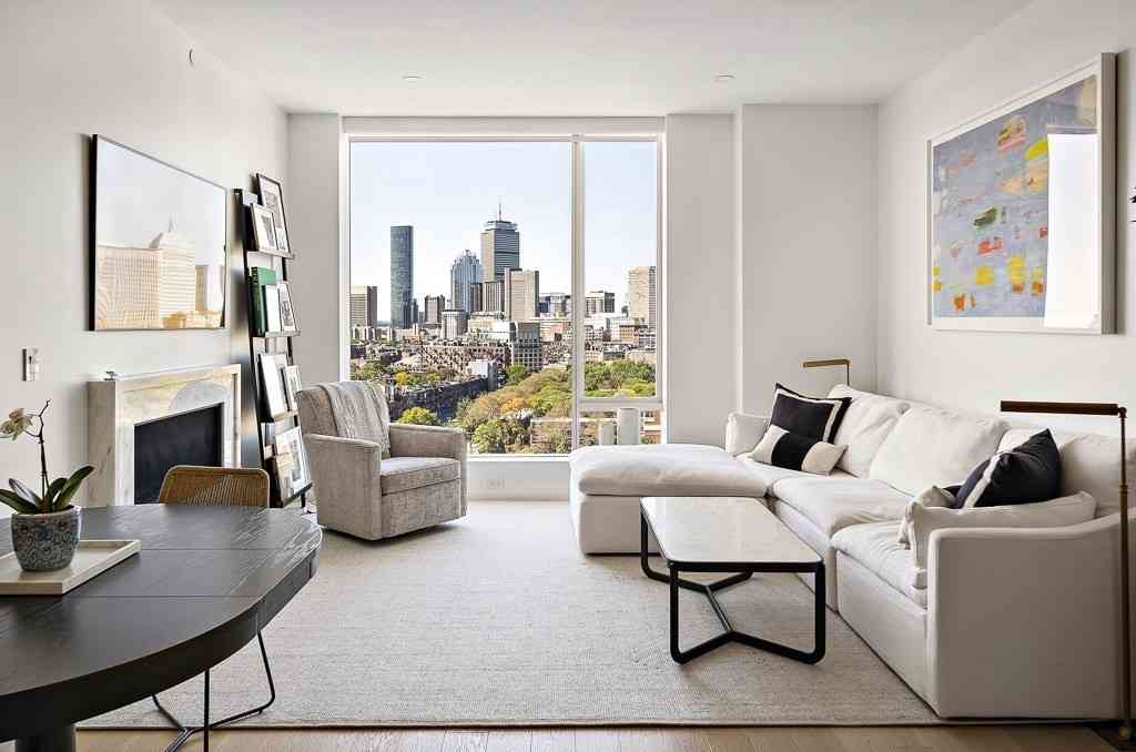 Condo For Sale - 380 Harrison Ave #PH2H<br/> Boston, MA 02118