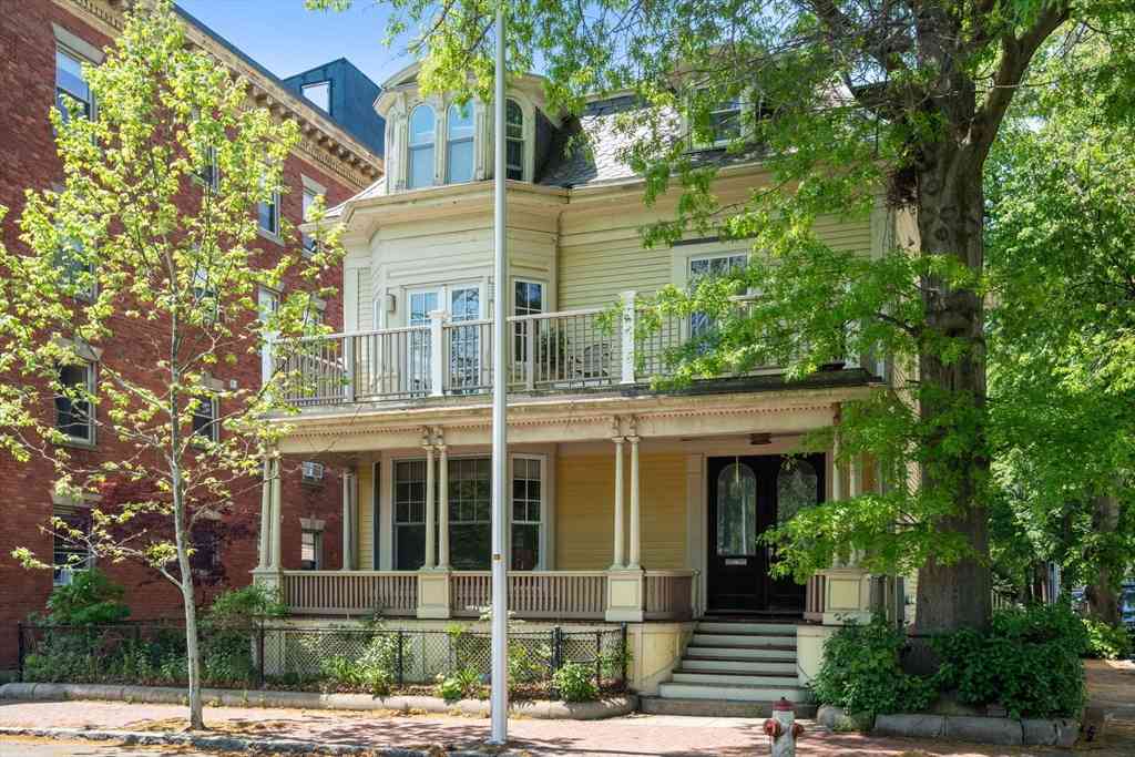 Condo For Rent - 71 Magazine St #1<br/> Cambridge, MA 02139