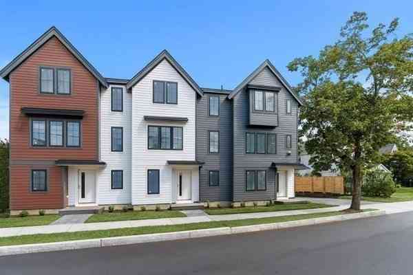 Condo For Sale - 14 Elm Street #14<br/> Newton, MA 02465