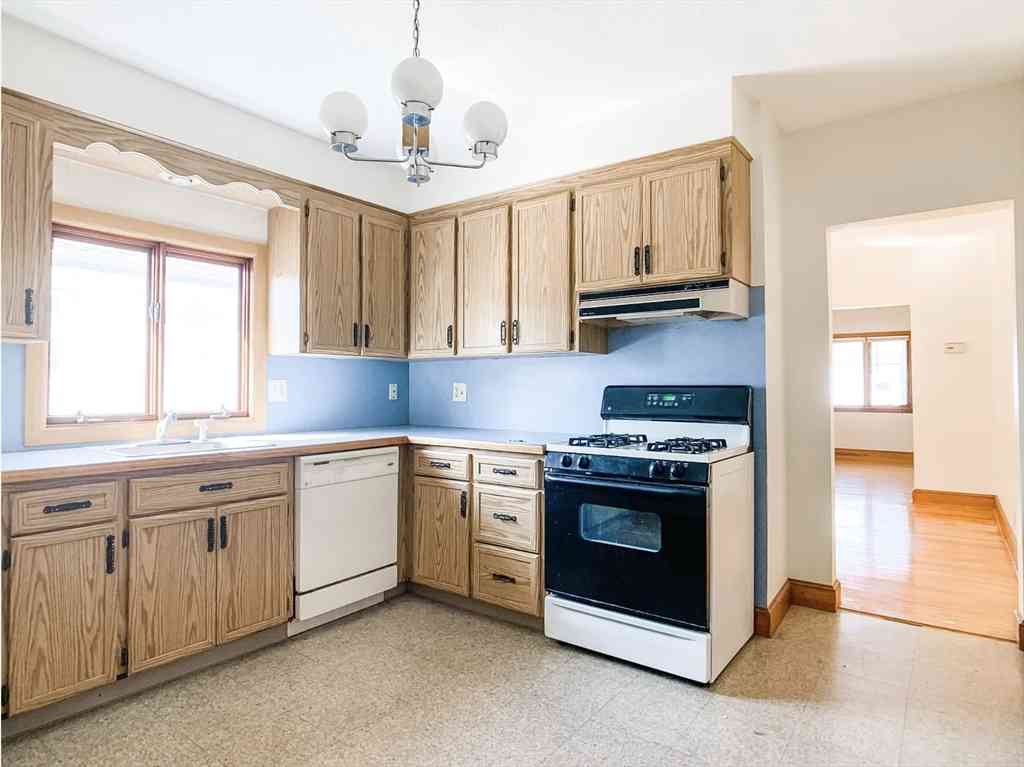 Apartment For Rent - 106 Frederick Ave #2<br/> Medford, MA 02155