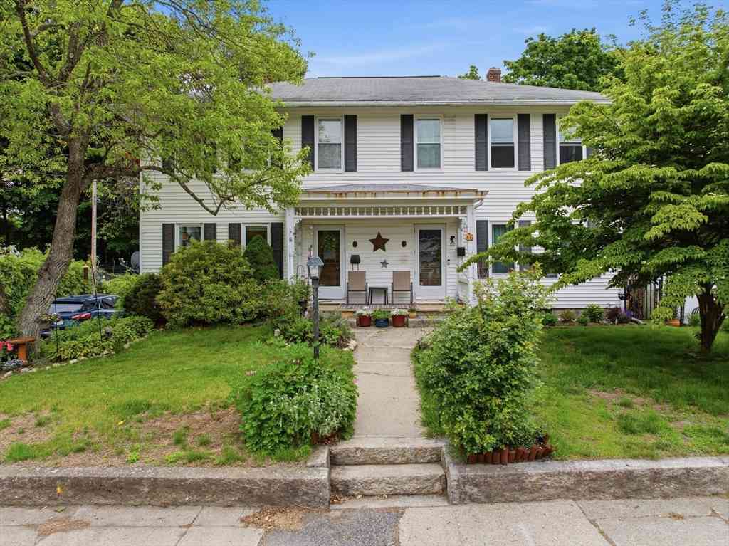 Condo For Sale - 14 Seagrave St #14<br/> Worcester County, Uxbridge, MA 01569