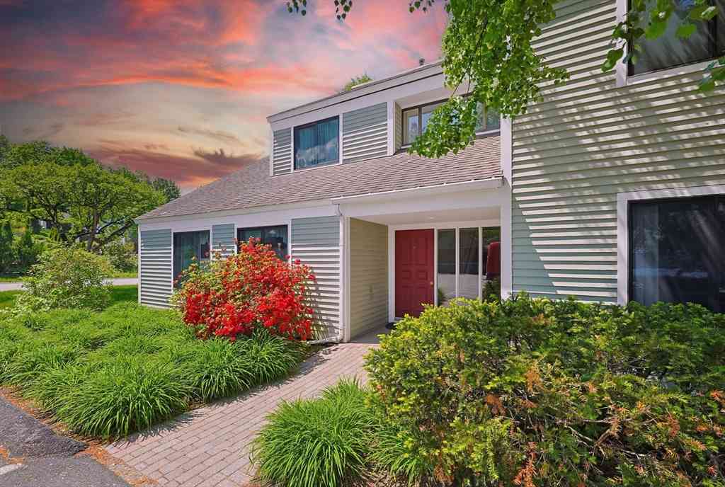 Condo For Sale - 26 Concord Greene #3<br/> Concord, MA 01742