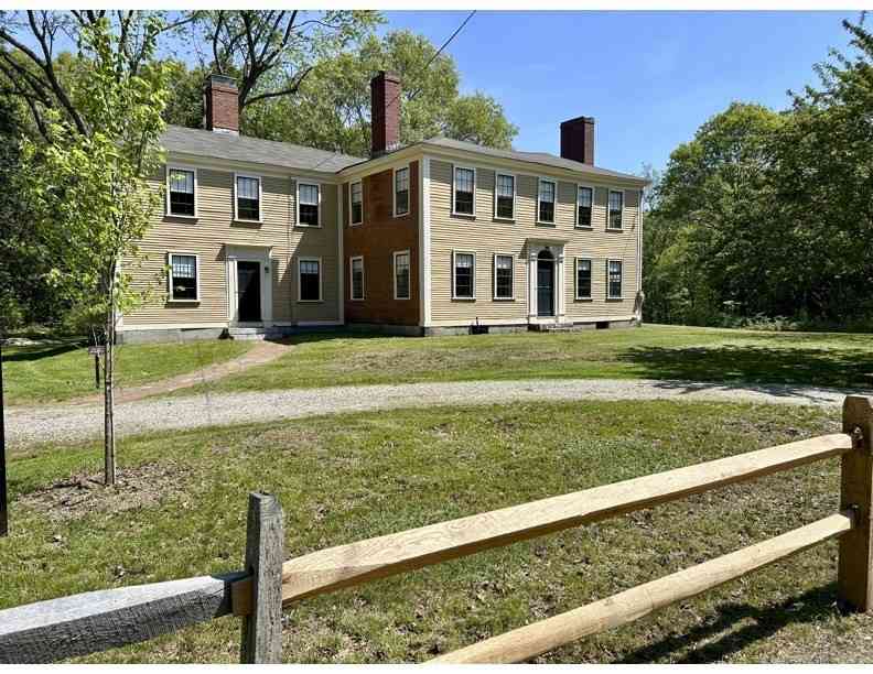 Homes For Rent - 200 North Great Rd<br/> Lincoln, MA 01773