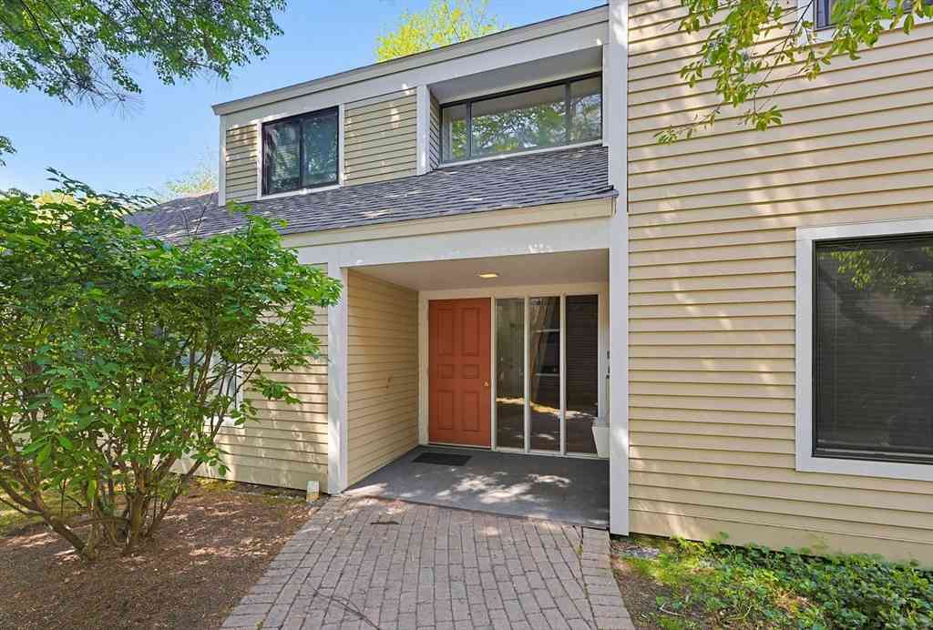 Condo For Sale - 3 Concord Greene #3<br/> Concord, MA 01742