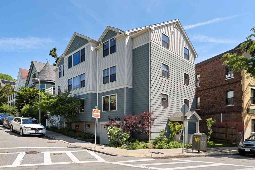 Condo For Sale - 1 Sylvia St #3<br/> Boston, MA 02130