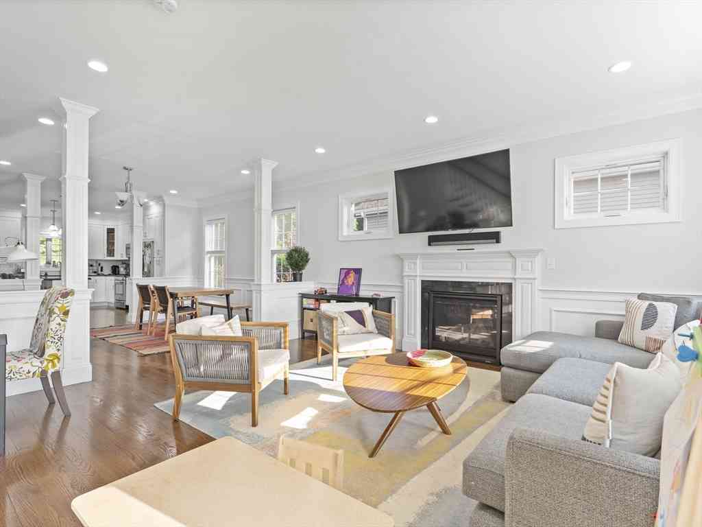 Homes For Rent - 12 Cedar St #2<br/> Waltham, MA 02453