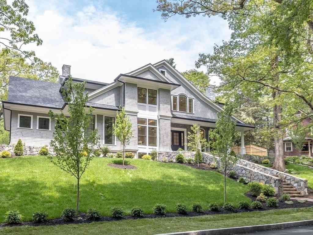 Homes For Sale - 101 Alban Rd<br/> Middlesex County, Newton, MA 02468