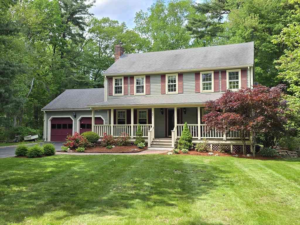 Homes For Sale - 7 Whippoorwill Ln<br/> Middlesex County, Ashland, MA 01721