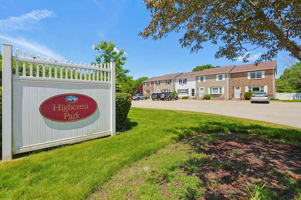 Condo For Sale - 3 Highcrest Park #3<br/> Webster, MA 01570
