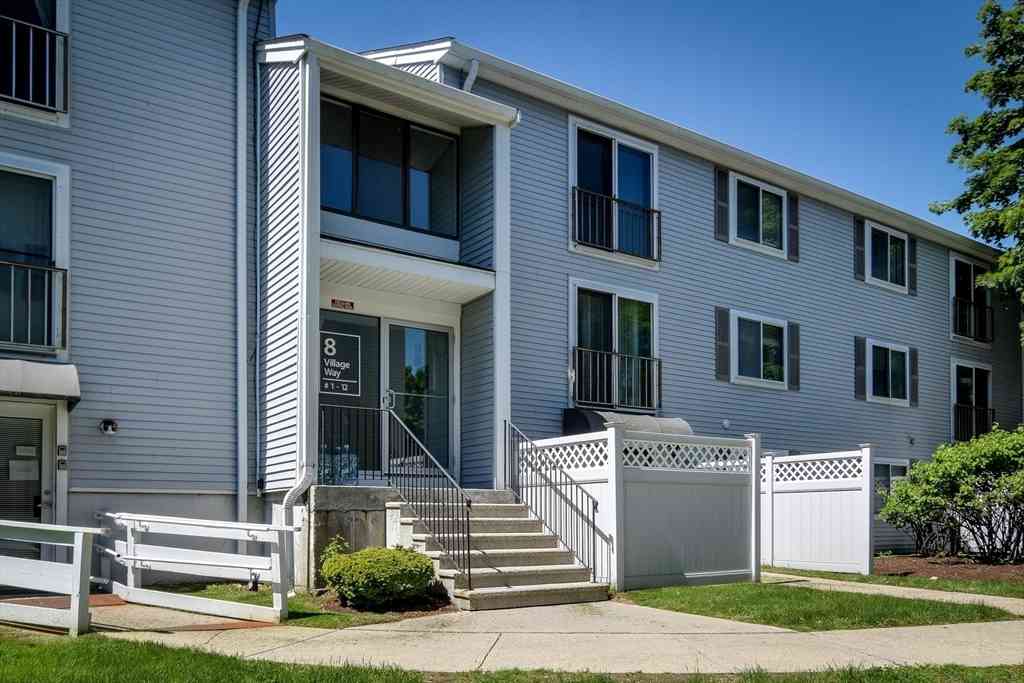Condo For Sale - 8 Village Way #10<br/> Natick, MA 01760