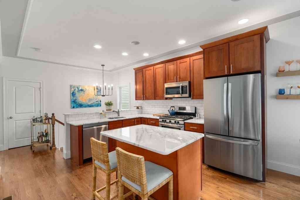 Condo For Sale - 5 Flint Pl #1<br/> Boston, MA 02127