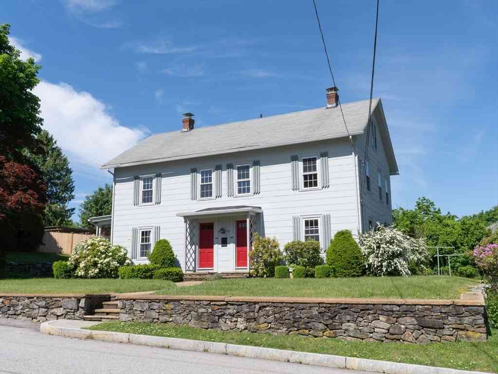 Multifamily For Rent - 106-108 Chestnut St<br/> Southbridge, MA 01550