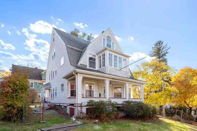 Multifamily For Rent - 4 - 6 West Street<br/> Arlington, MA 02476