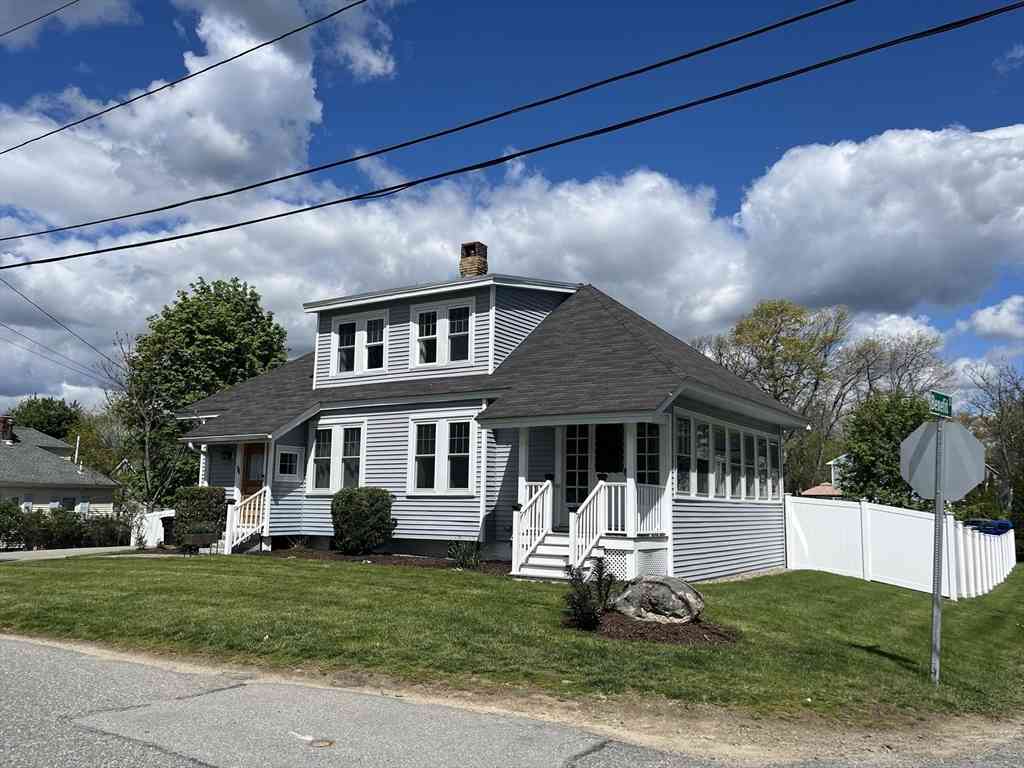 Homes For Sale - 48 Causeway St<br/> Methuen, MA 01844
