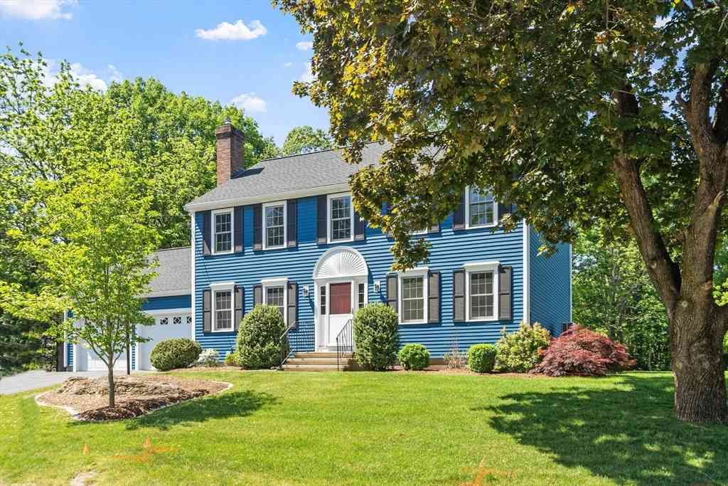 Homes For Sale - 10 John Swift Rd<br/> Acton, MA 01720