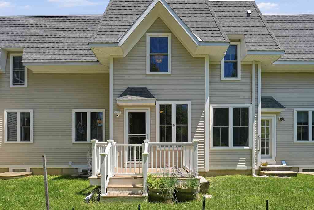 Condo For Sale - 32 N Prospect St #4<br/> Hampshire County, Amherst, MA 01002