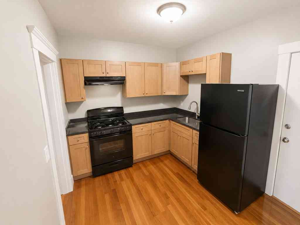 Apartment For Rent - 196 Washinton Street #2<br/> Lynn, MA 01902