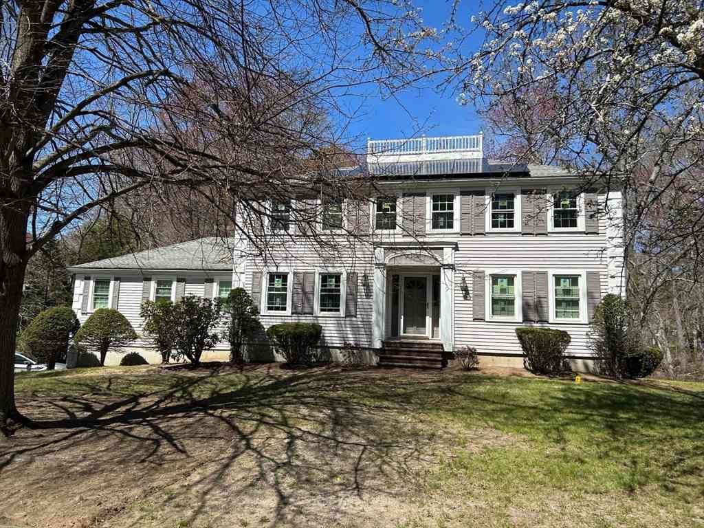 Homes For Sale - 9 College Pond Drive<br/> Danvers, MA 01923