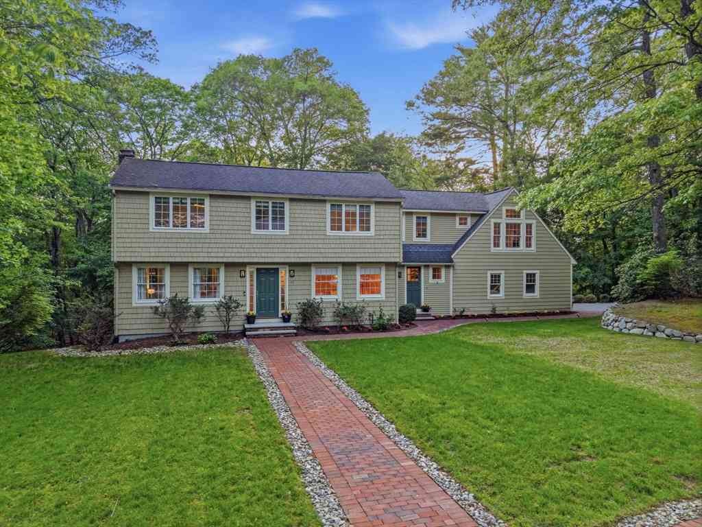 Homes For Sale - 75 Spring Grove Rd<br/> Andover, MA 01810