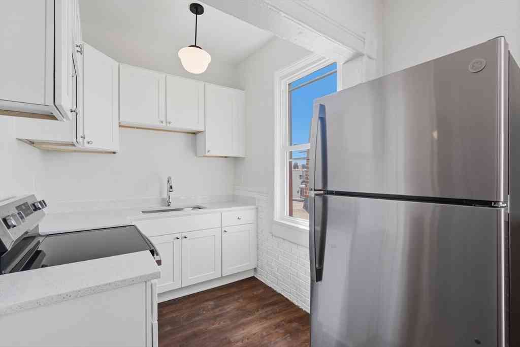 Apartment For Rent - 105 High St #4P<br/> Holyoke, MA 01040