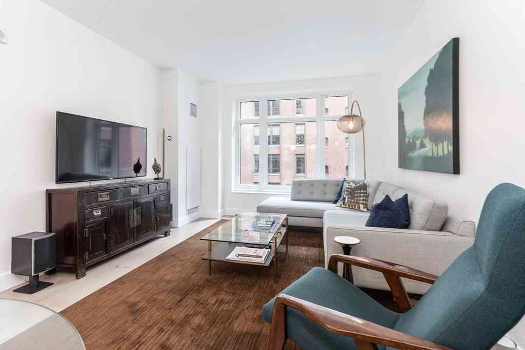 Condo For Sale - 100 Lovejoy Wharf #5 N<br/> Boston, MA 02114