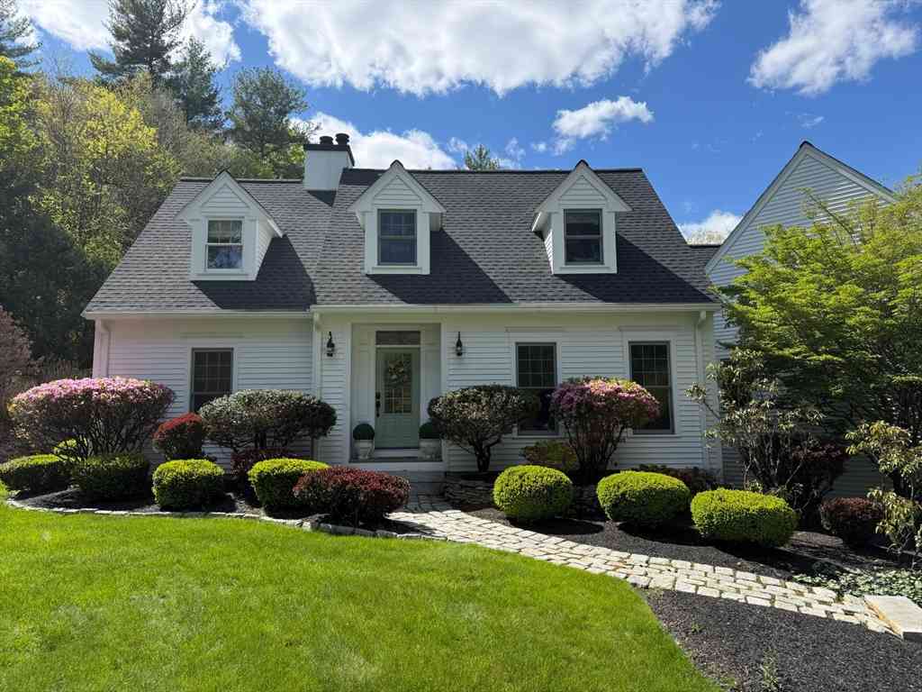 Homes For Sale - 25 Houghton Rd<br/> Worcester County, Princeton, MA 01541